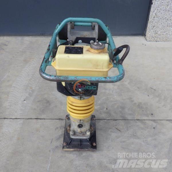 Ammann AV 土壤压实机