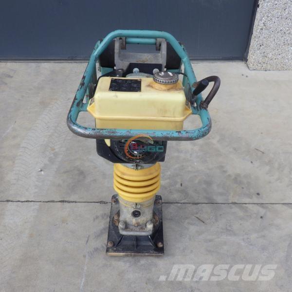 Ammann AV 土壤压实机