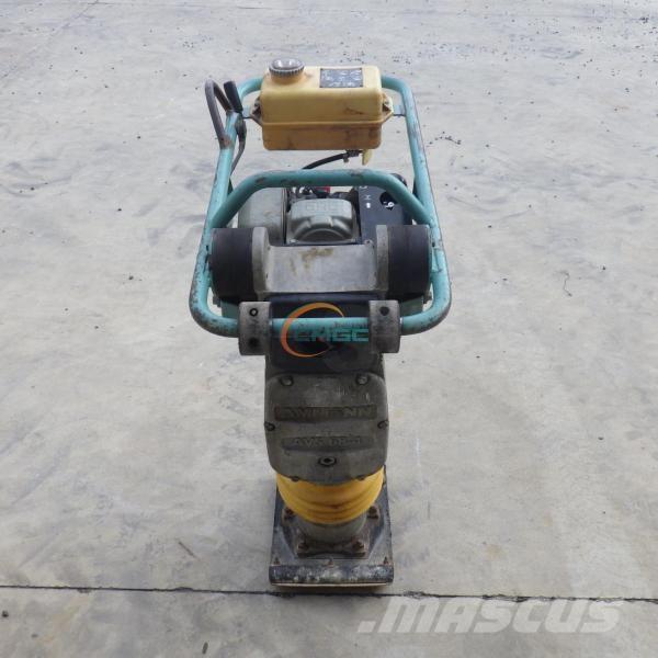 Ammann AV 土壤压实机