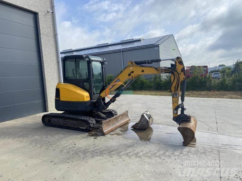 Bobcat E 35 轮式挖掘机