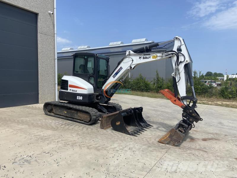 Bobcat E 50 轮式挖掘机