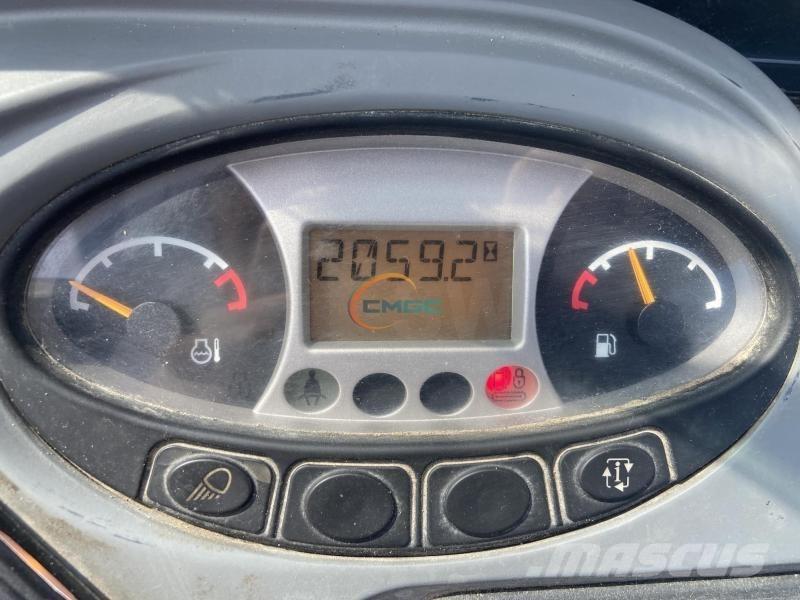 Bobcat E19 轮式挖掘机