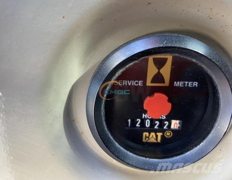 CAT 321C LCR 轮式挖掘机