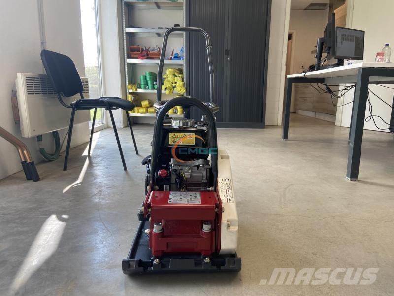 Dynapac DFP8 平板夯