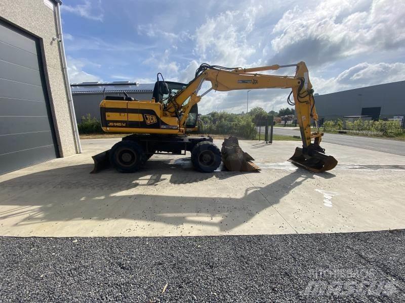 JCB JS145W 轮式挖掘机