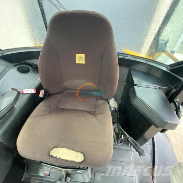 JCB TM220 轮式装载机