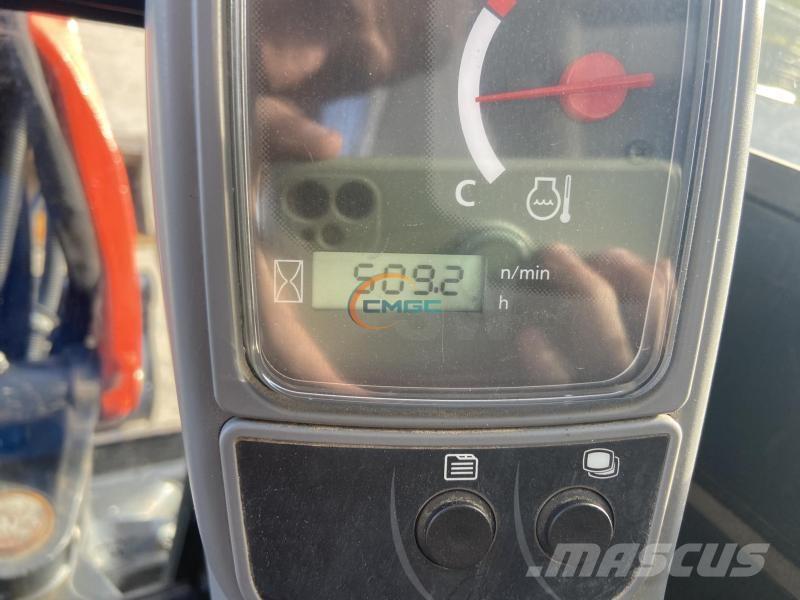 Kubota U27-4 HI 轮式挖掘机