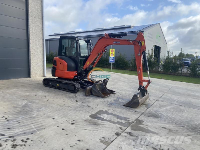 Kubota U36-4 轮式挖掘机