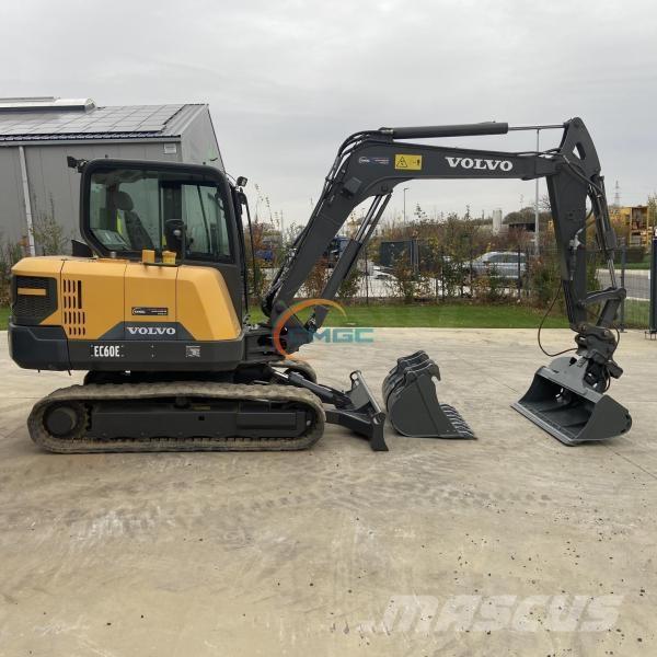 Volvo EC60E 小型挖掘机