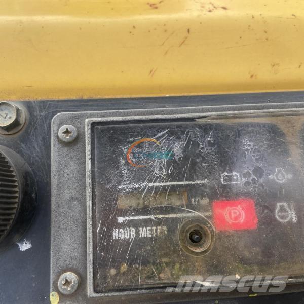 Yanmar C 30 R 刚性自卸车