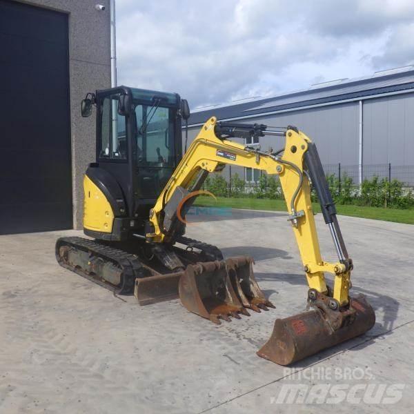 Yanmar VIO 26-6 轮式挖掘机
