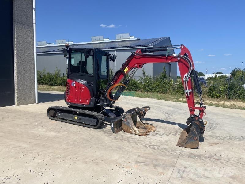 Yanmar VIO38-6 轮式挖掘机