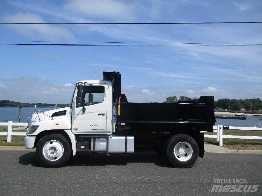 Hino 338 自卸式货车
