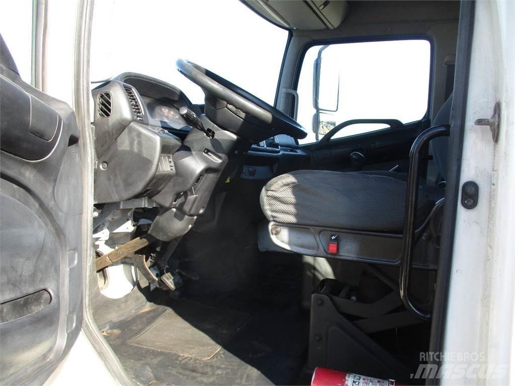 Hino 338 碎木车