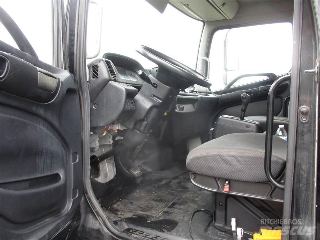 Hino 338 自卸式货车