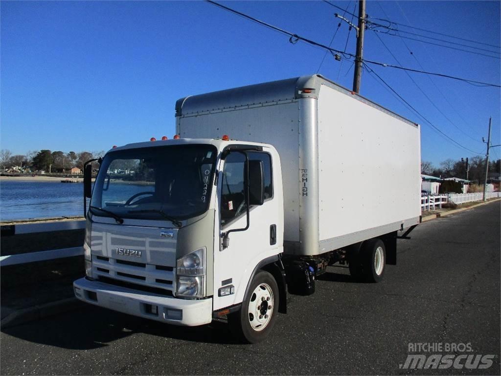Isuzu NQR 厢式货车