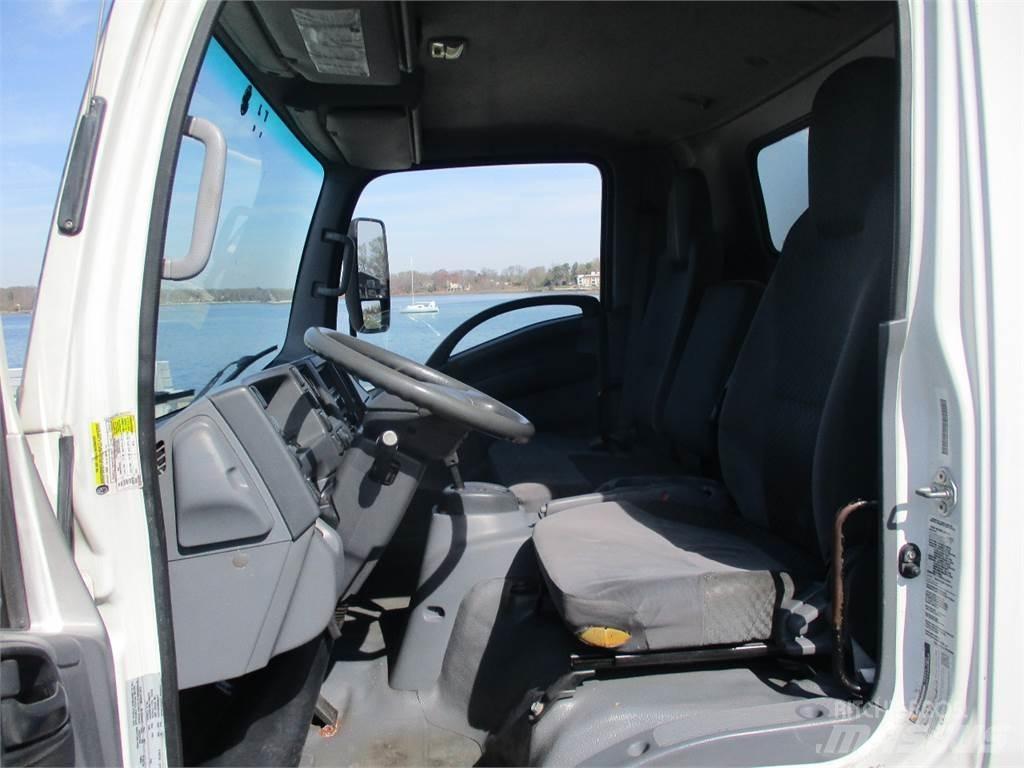 Isuzu NRR 市政车