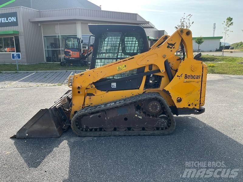 Bobcat T590 小型装载机