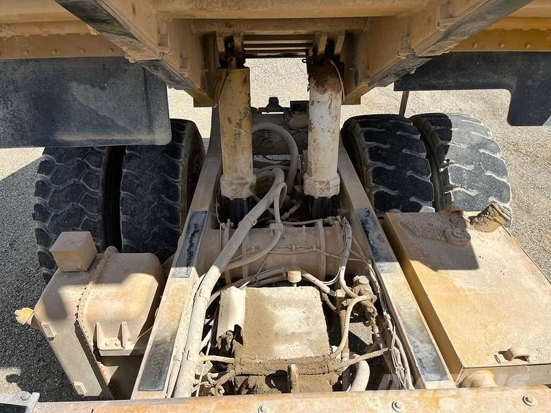 CAT 771D 刚性自卸车