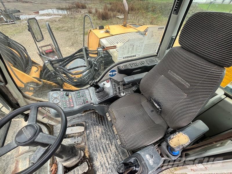 Liebherr A309 轮式挖掘机