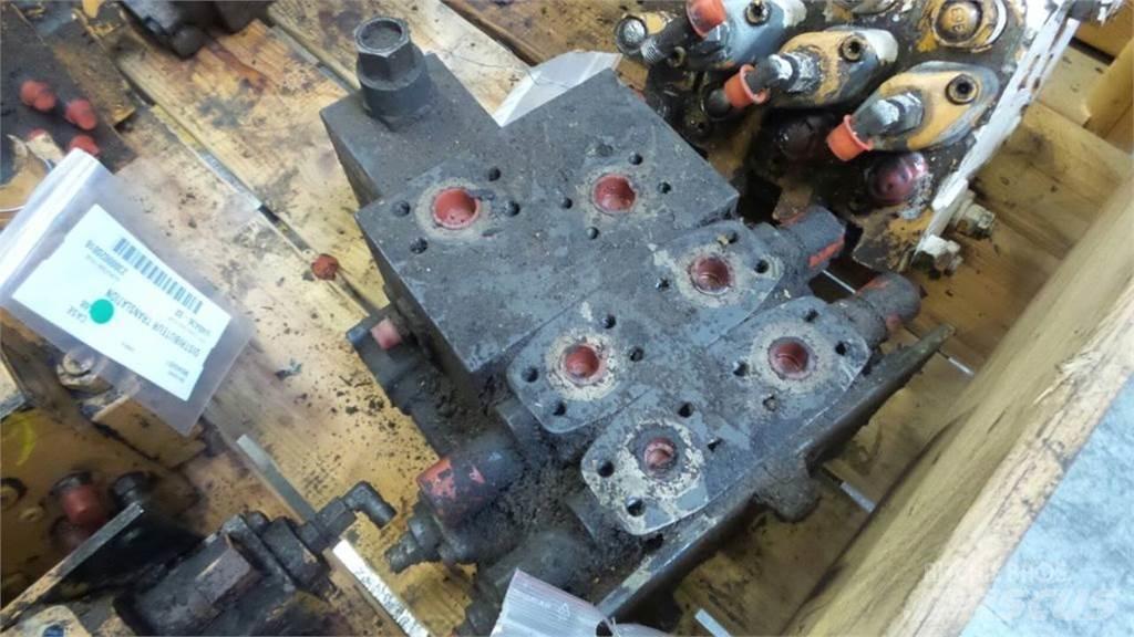 CASE 888 液压