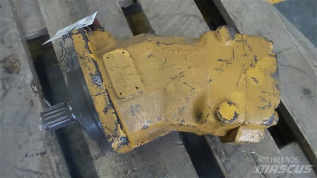CAT 213 液压