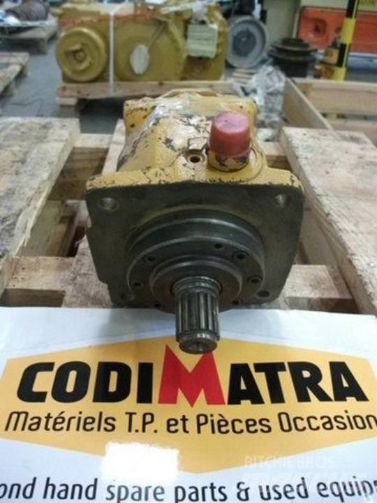 CAT 213 液压
