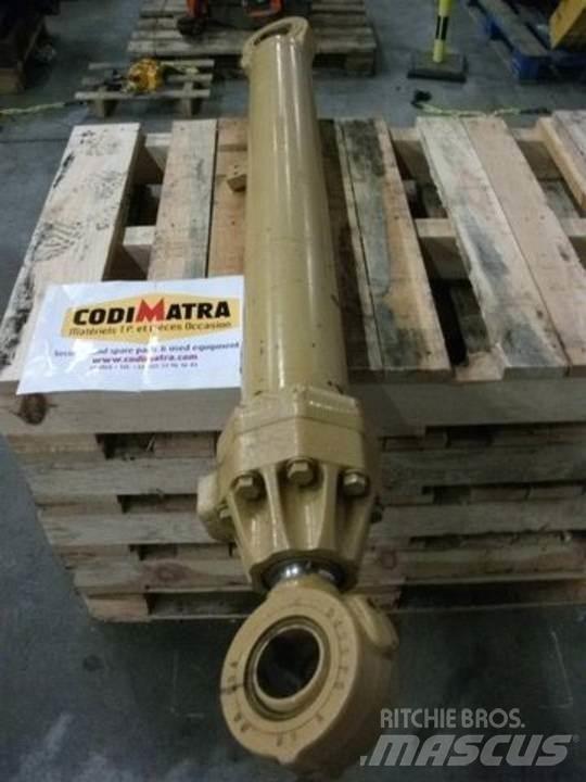 CAT 215 液压