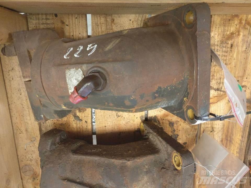 CAT 225B 液压