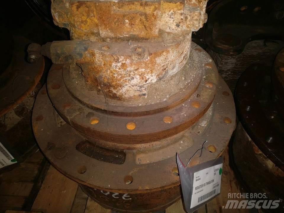 CAT 320 传动装置