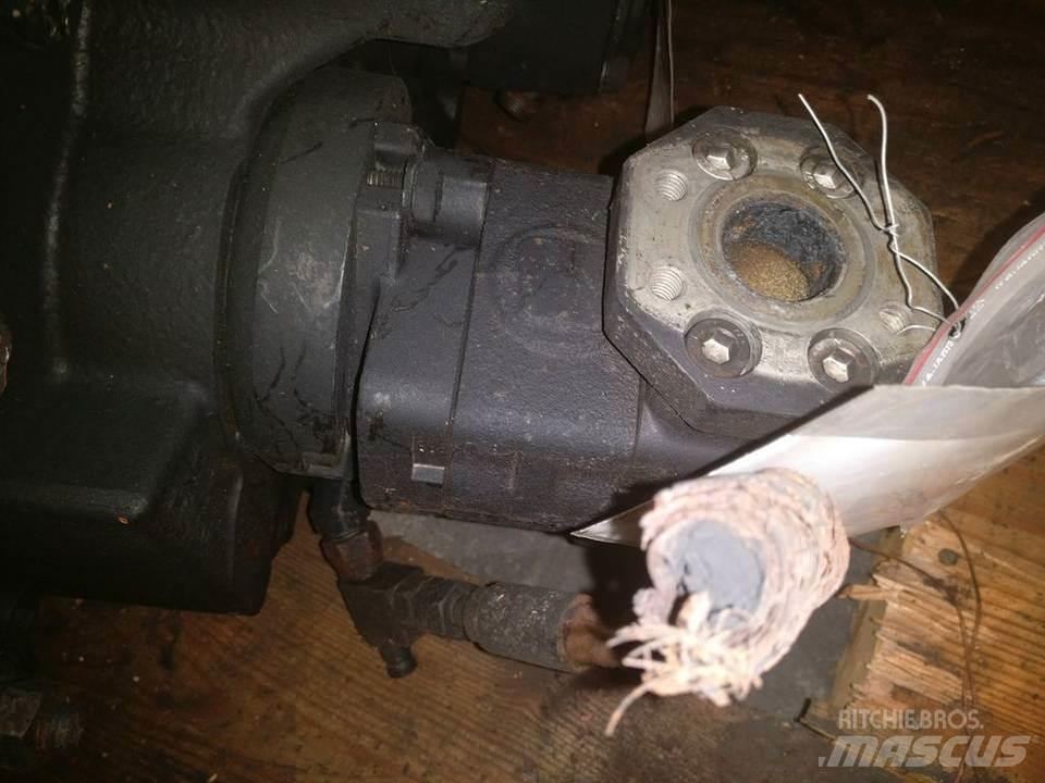 CAT 320E 液压