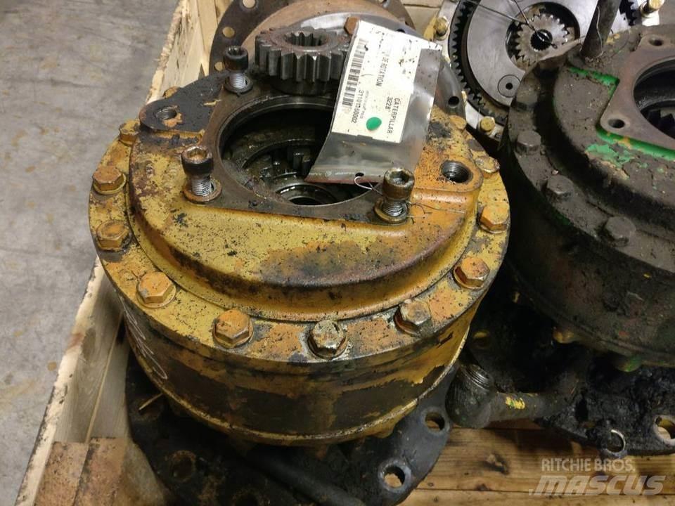 CAT 322B 传动装置