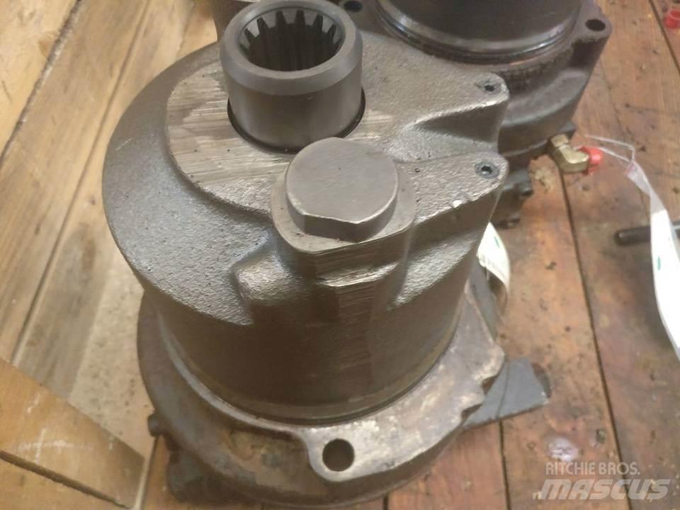 CAT 323D 液压