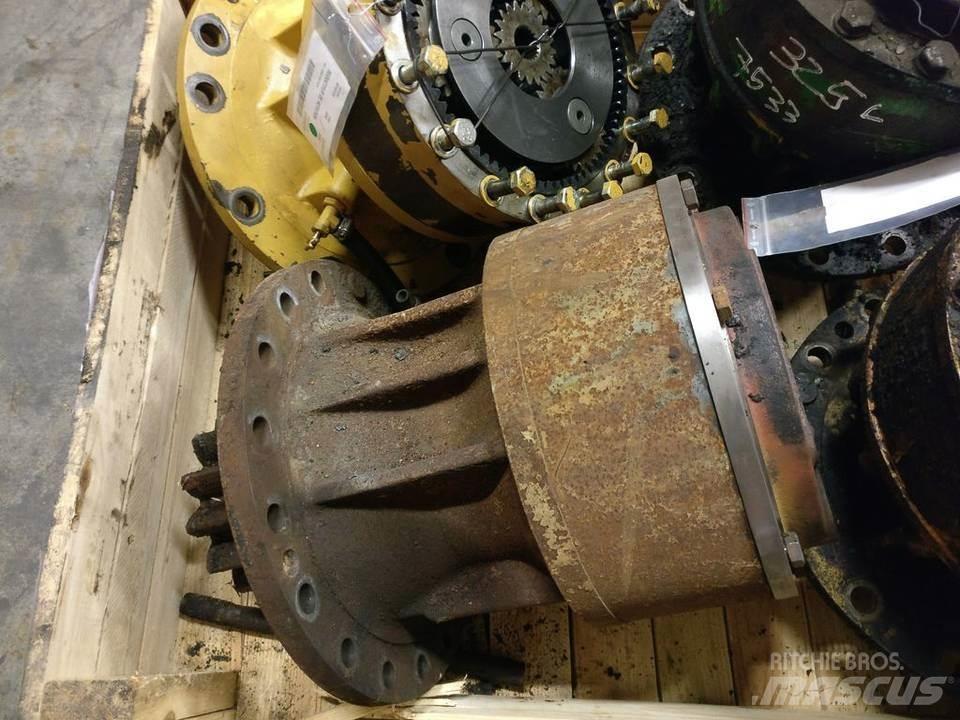 CAT 324D 传动装置