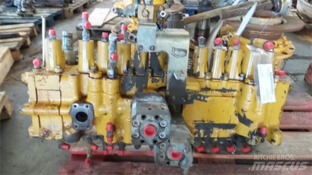 CAT 330DL 液压