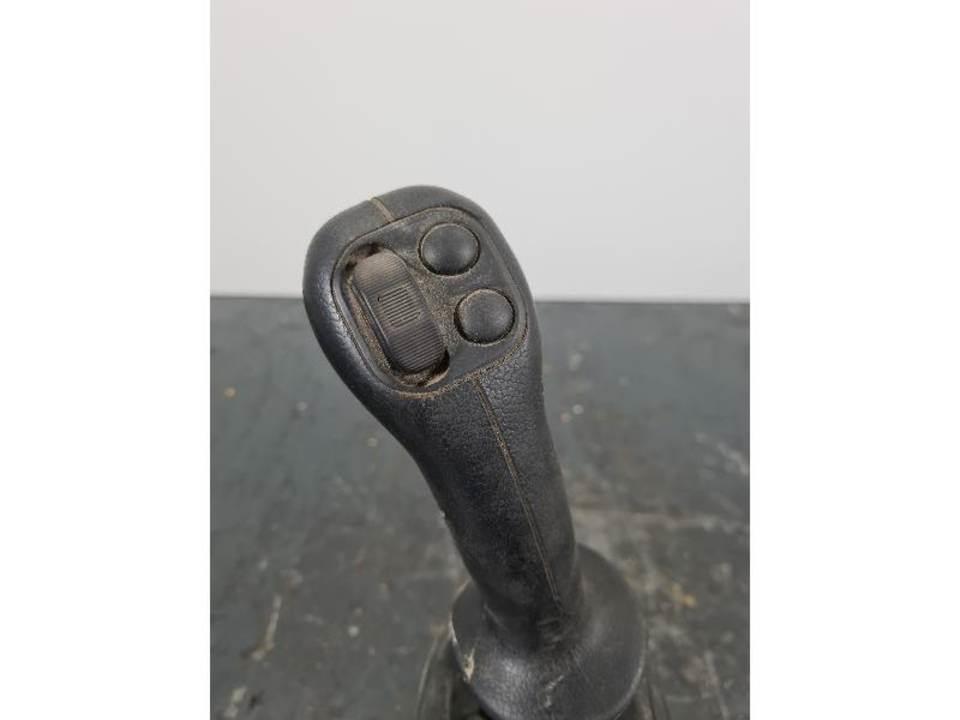 CAT 336DL 驾驶室与内部