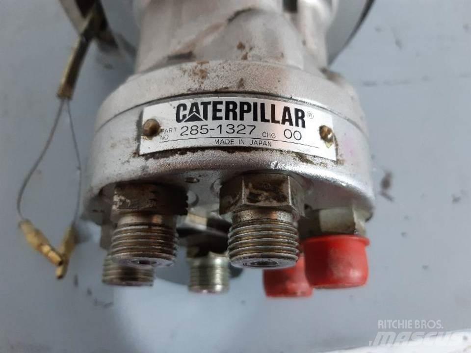 CAT 345C 驾驶室与内部