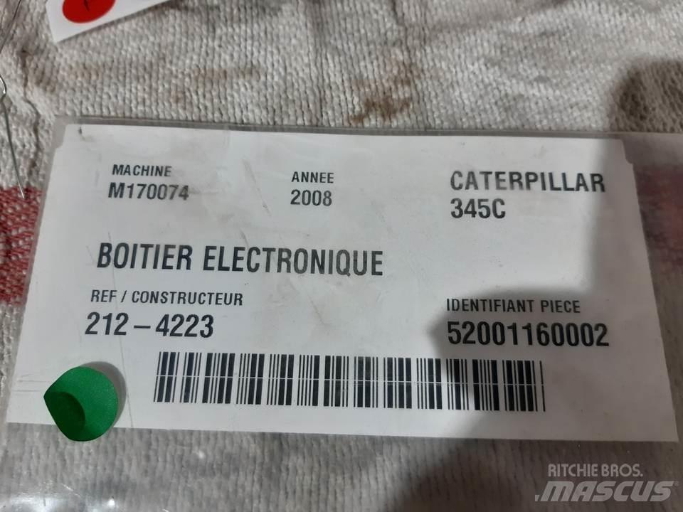 CAT 345C 驾驶室与内部