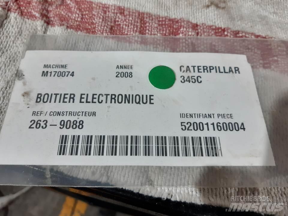 CAT 345C 驾驶室与内部