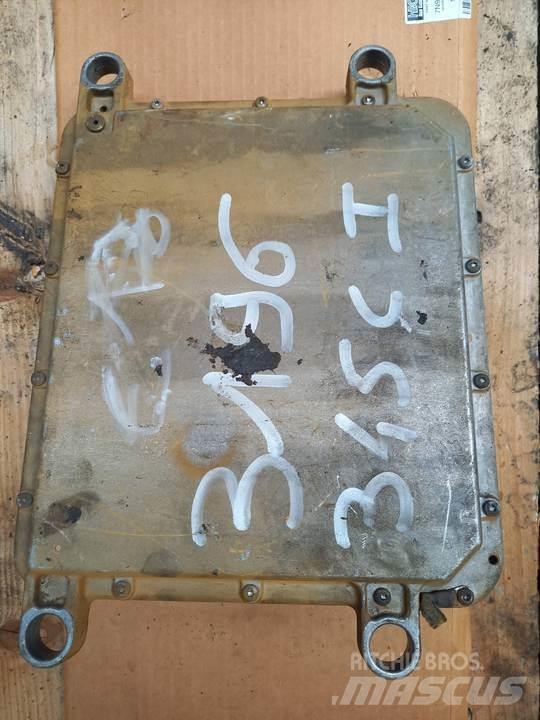 CAT 345C 驾驶室与内部