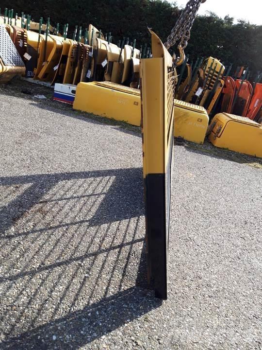 CAT 345C 驾驶室与内部