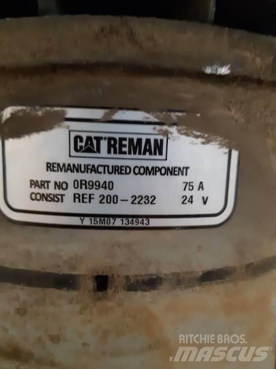 CAT 725 发动机