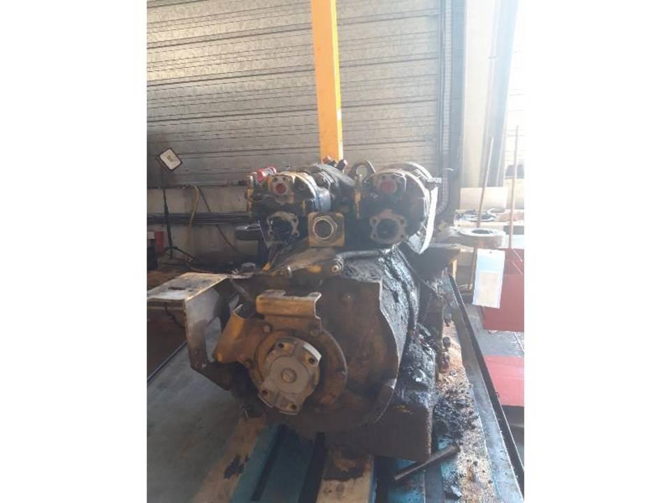 CAT 730 传动装置