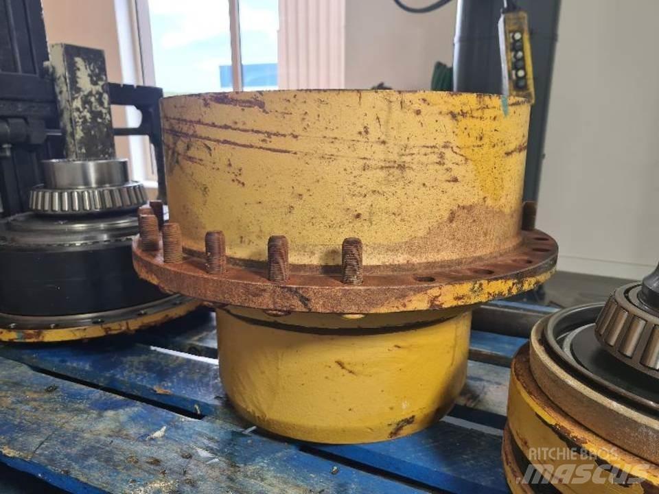 CAT 735 传动装置