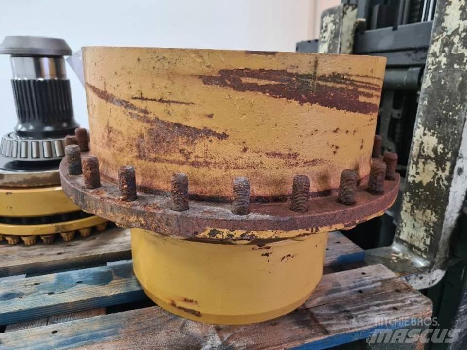 CAT 735 传动装置