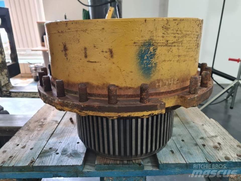 CAT 735 传动装置