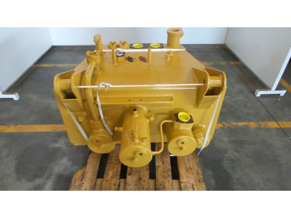 CAT 769C 驾驶室与内部