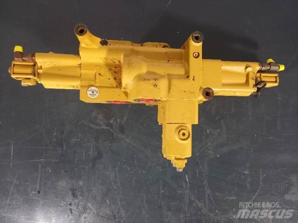 CAT 770 液压
