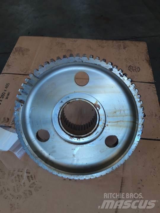 CAT 816B 传动装置