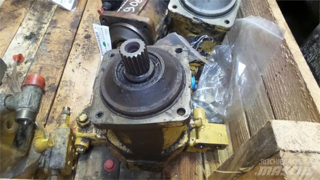 CAT 906 液压
